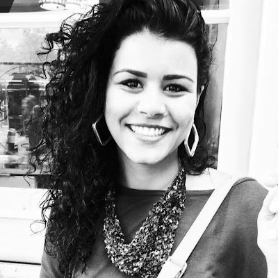 Rayra Neves
