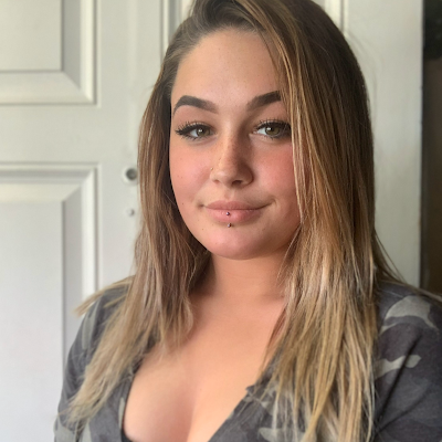 Carly belisle